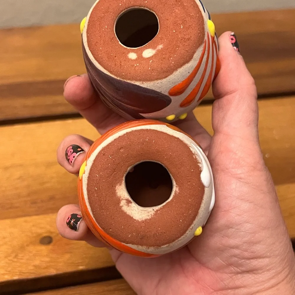 Vintage Hand-Painted Ceramic Salt & Pepper Shakers Boho Floral Design – 3” Tall - Picture 3 of 6